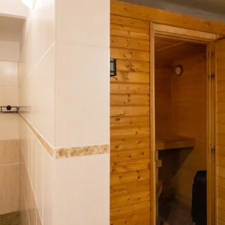 Hotell Skala 3*
